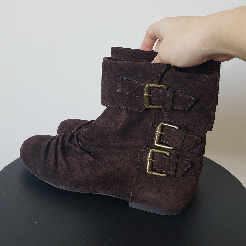Gianni Bini Brown Suede Booties